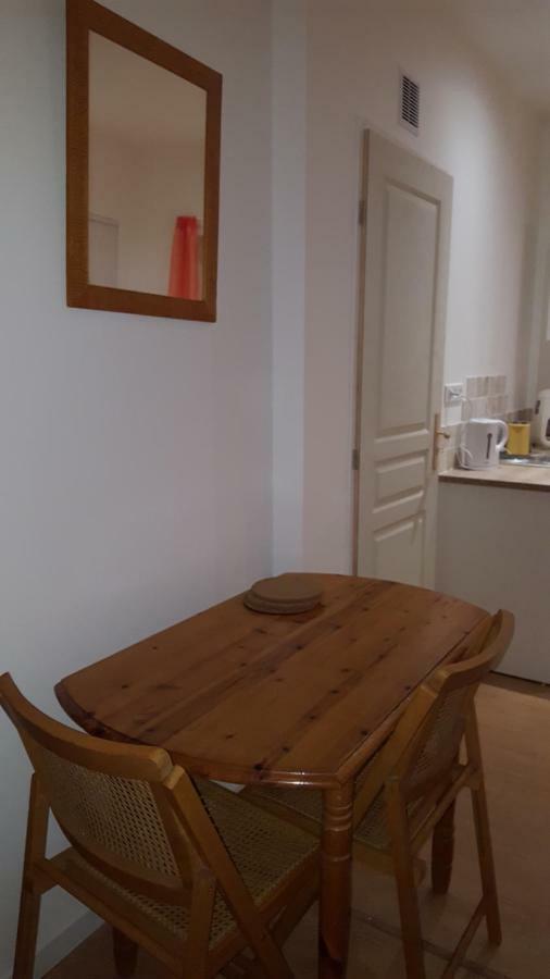 74 Rue Pasteur Διαμέρισμα Lavelanet Εξωτερικό φωτογραφία